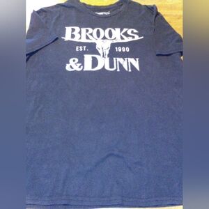 Brooks & Dunn EST. 1990 Authentic Longhorn Black Distressed XL T-Shirt